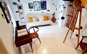 Luana House